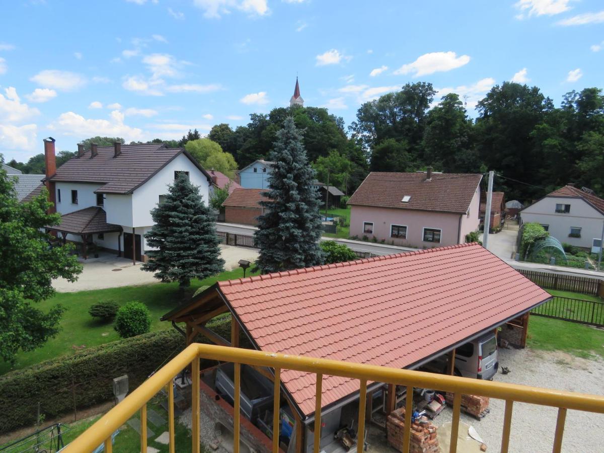 Mill House Apartment And Camping Ljutomer Esterno foto