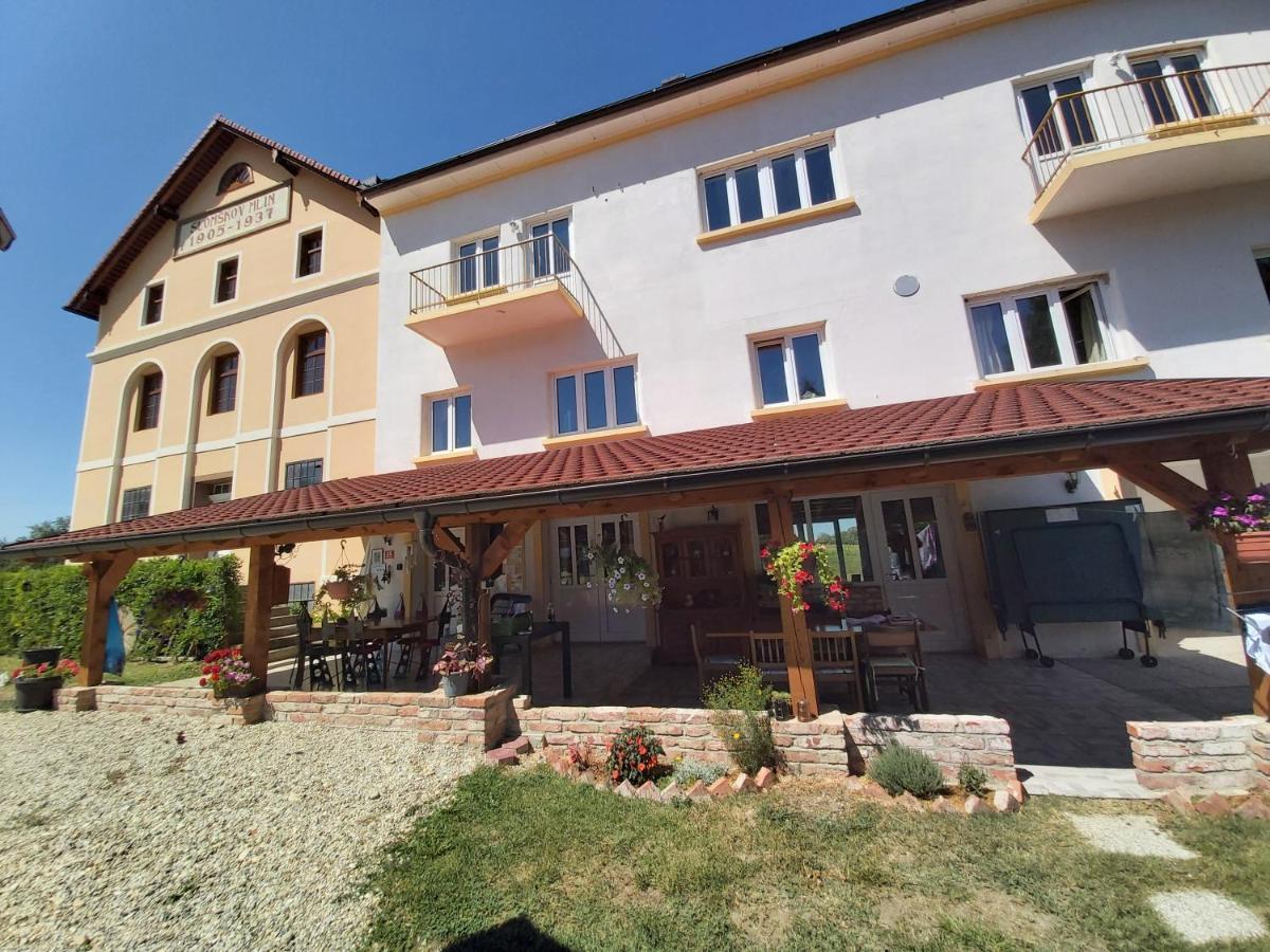 Mill House Apartment And Camping Ljutomer Esterno foto