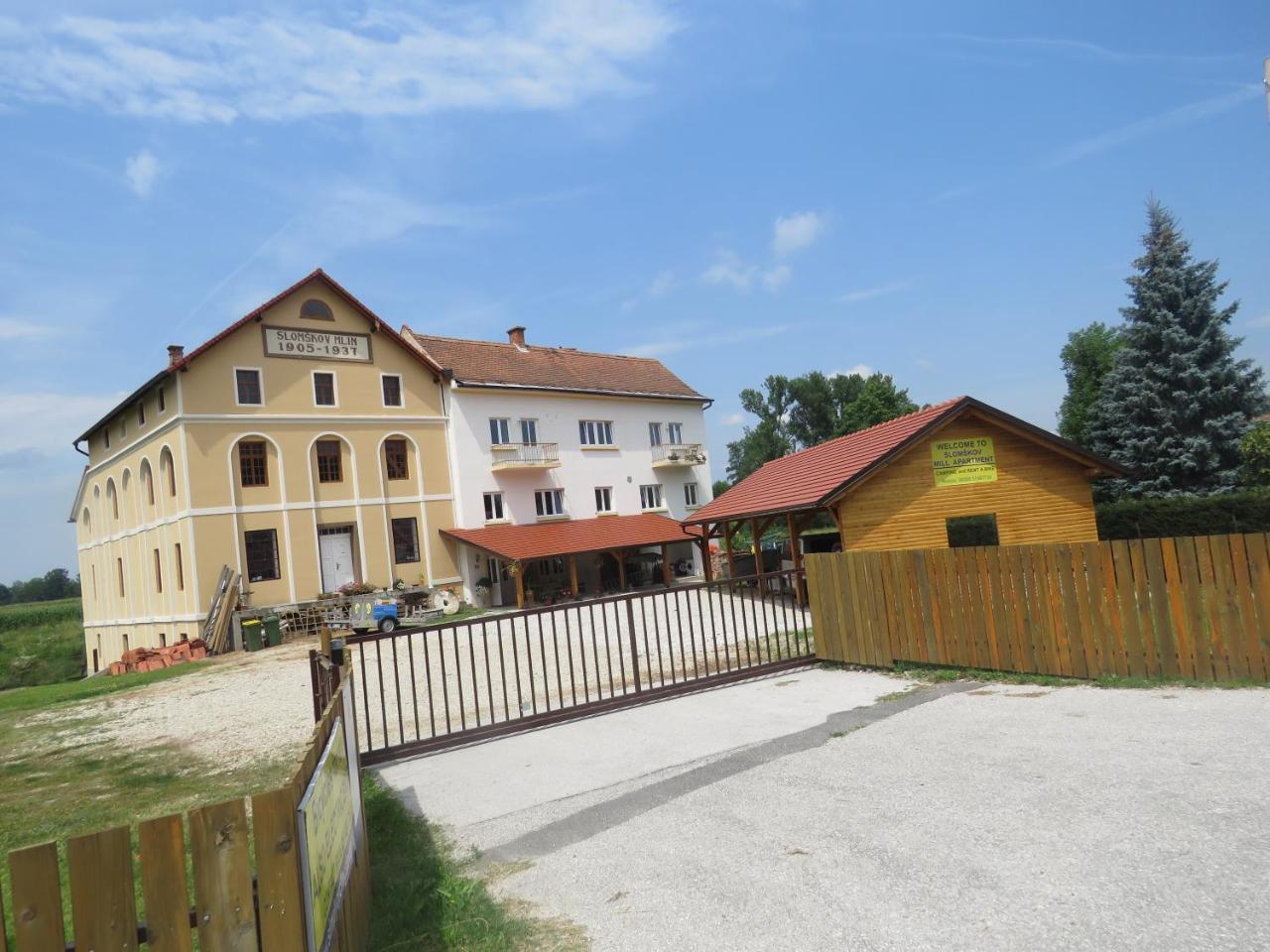 Mill House Apartment And Camping Ljutomer Esterno foto